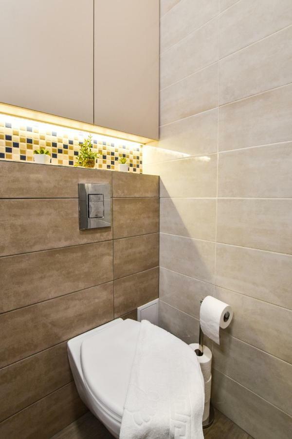 Christine Apartment Close To The Buda Castle Budapest Exteriör bild