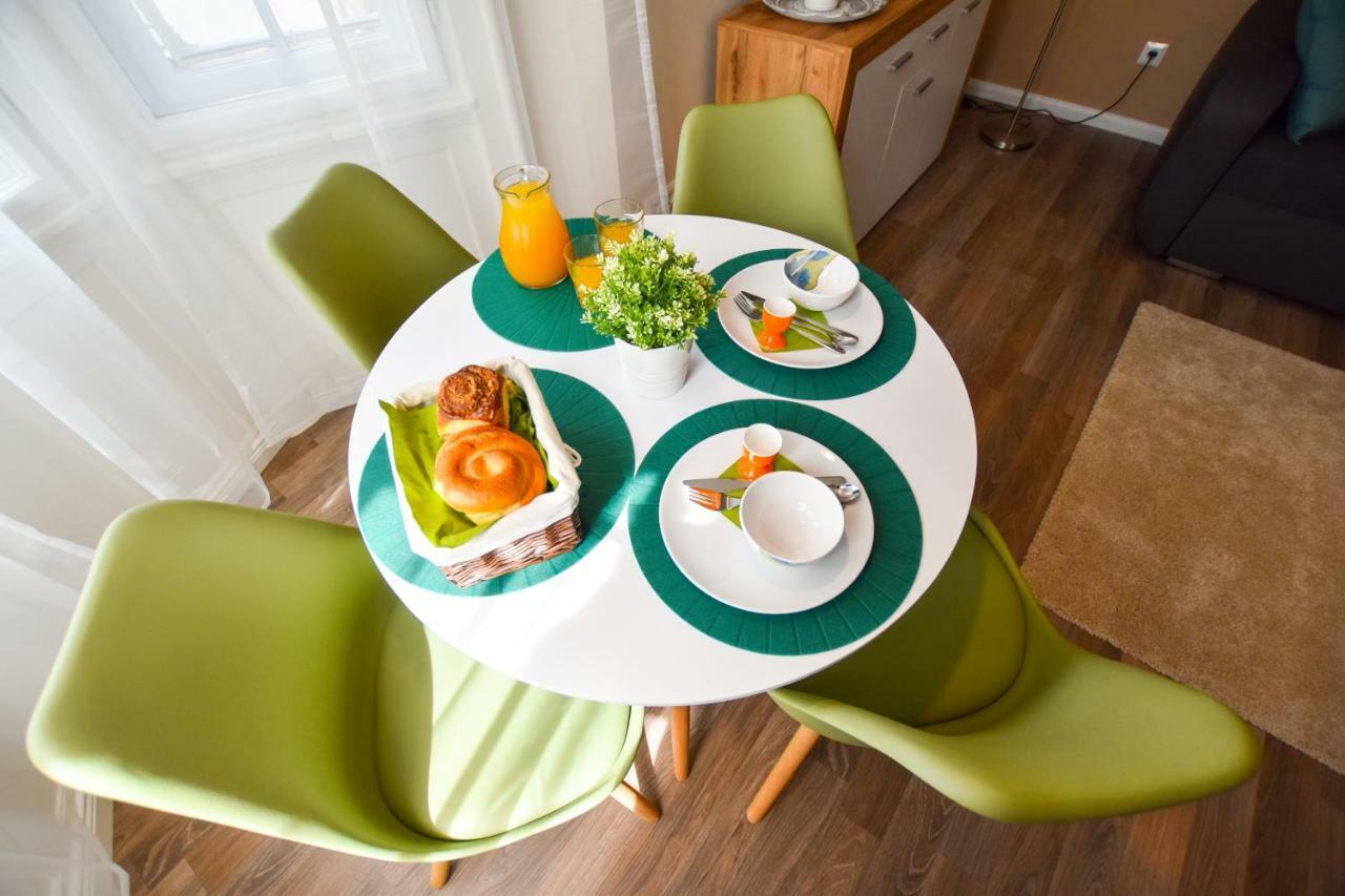 Christine Apartment Close To The Buda Castle Budapest Exteriör bild