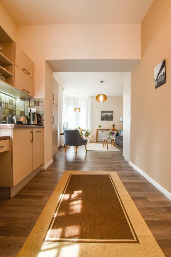 Christine Apartment Close To The Buda Castle Budapest Exteriör bild